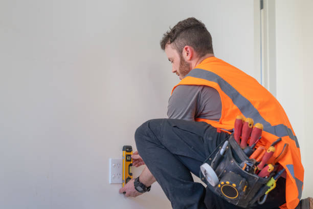 Best Circuit Breaker Repair  in Loving, NM